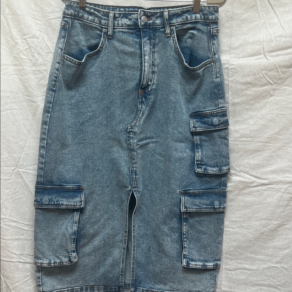 Denim cargo skirt